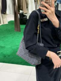 Picture of Bottega Veneta Handbags _SKUfw241223497fw